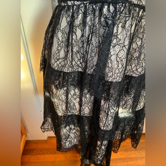 Alice + Olivia Lace Dress - Picture 12 of 12